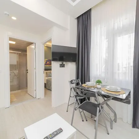 Hadrian Towers * אנטליה