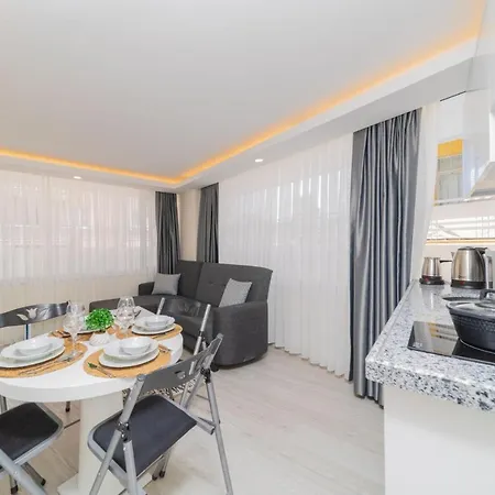 Hadrian Towers Hotel Antalya