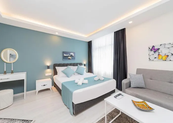 Hadrian Towers 안탈리아