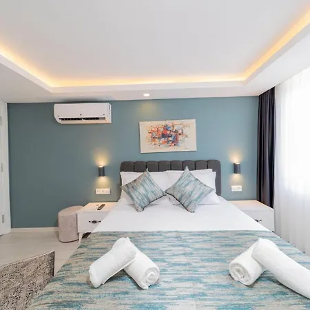Hadrian Towers Hotel Antalya